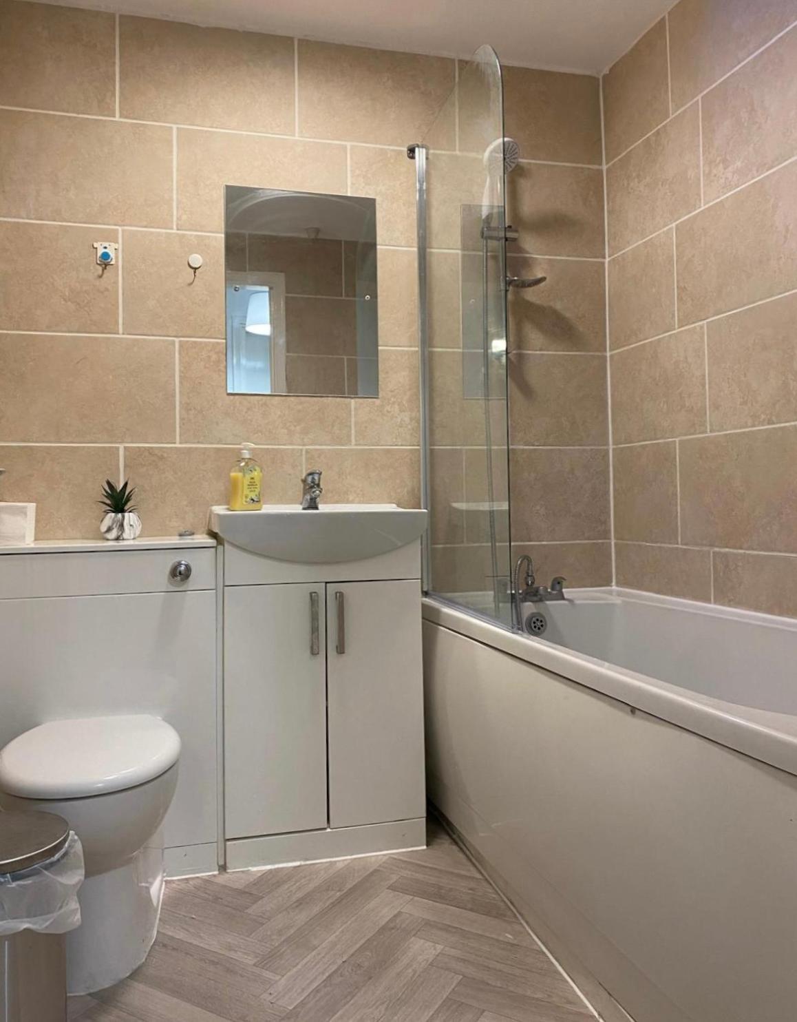 Modern Entire Apartment In Kings Cross St Pancras Лондон Экстерьер фото
