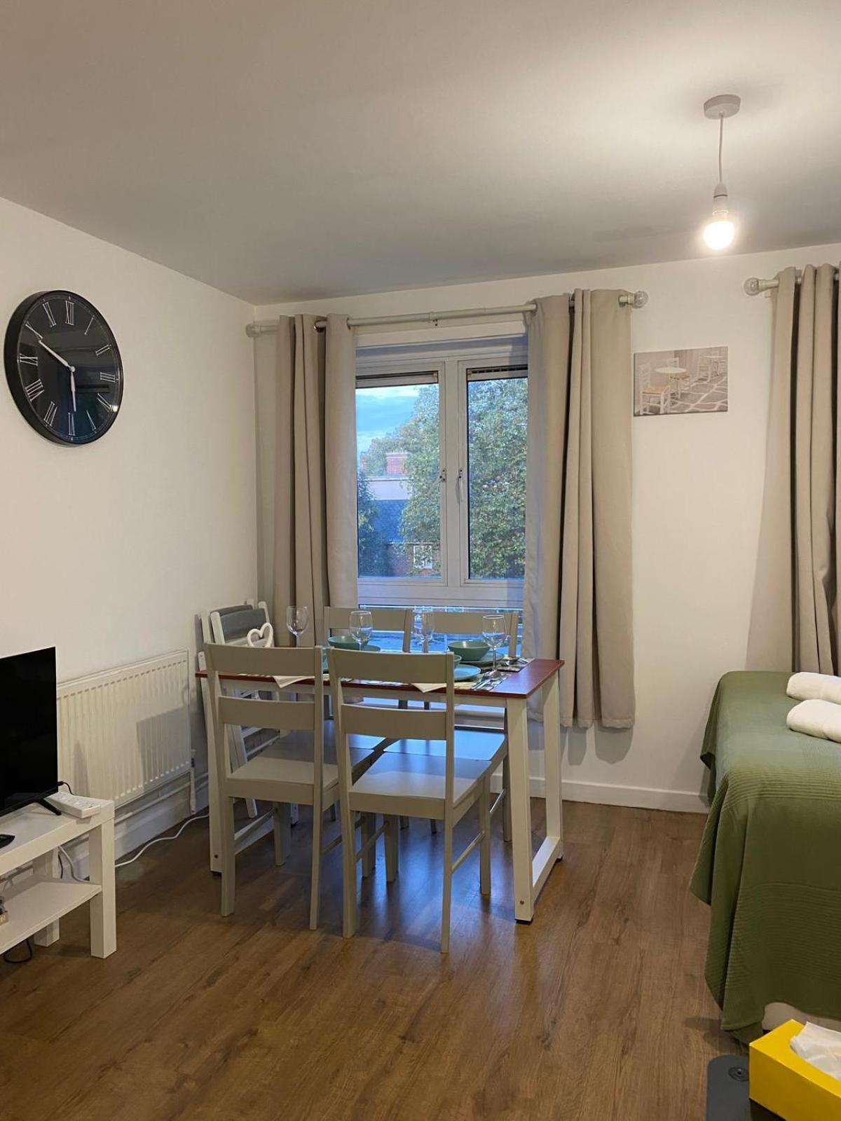 Modern Entire Apartment In Kings Cross St Pancras Лондон Экстерьер фото