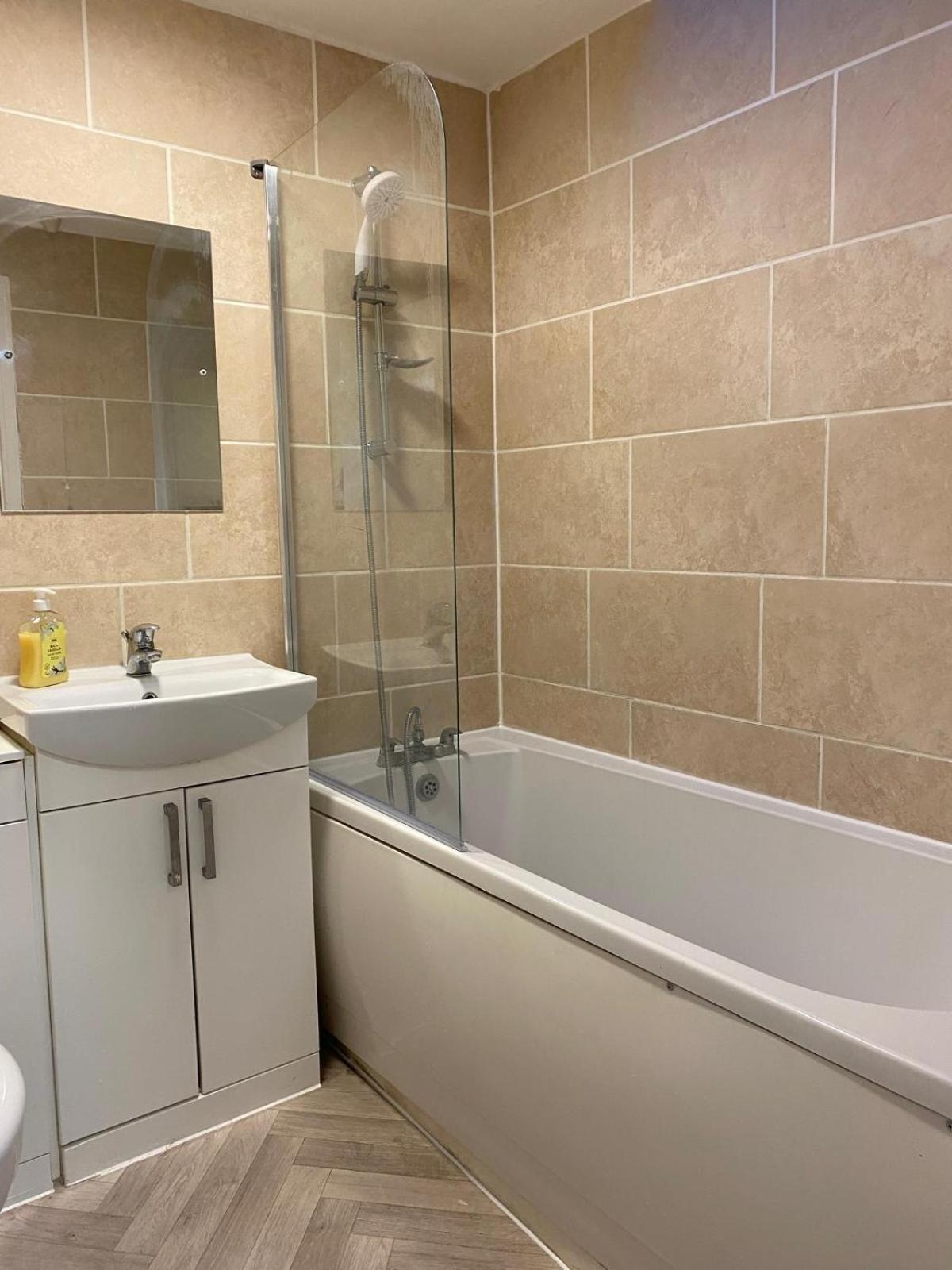 Modern Entire Apartment In Kings Cross St Pancras Лондон Экстерьер фото